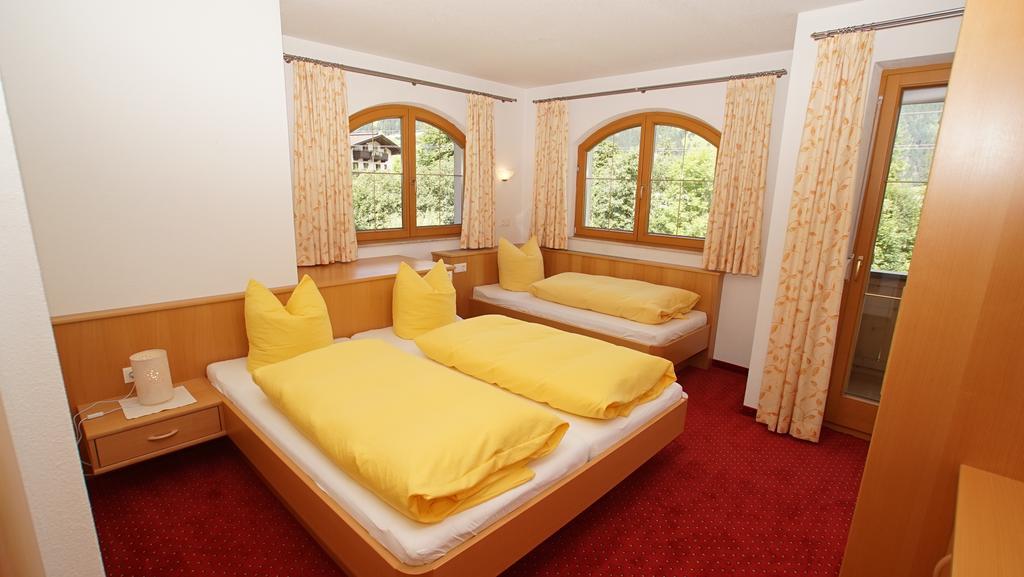 Haus Andrea Schiestl Villa Цел ам Цилер Стая снимка